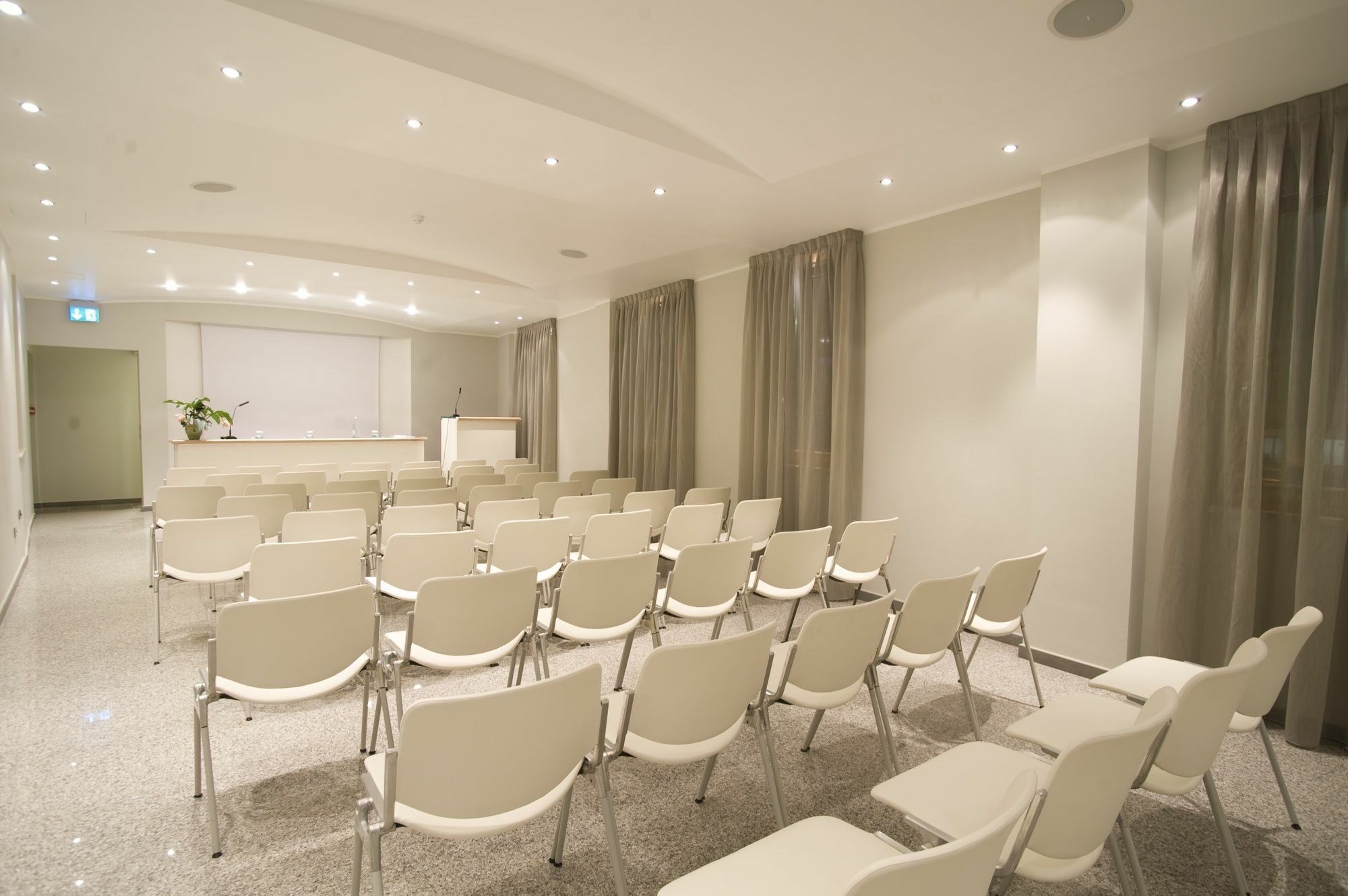 Palazzo Virgilio 4* Brindisi